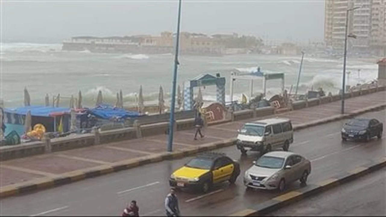 تغيرات قوية في درجات الحرارة تضرب حالة الطقس خلال ساعات يوم الأربعاء